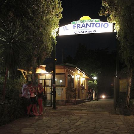 Il Frantoio Camping San Bartolomeo Al Mare Extérieur photo